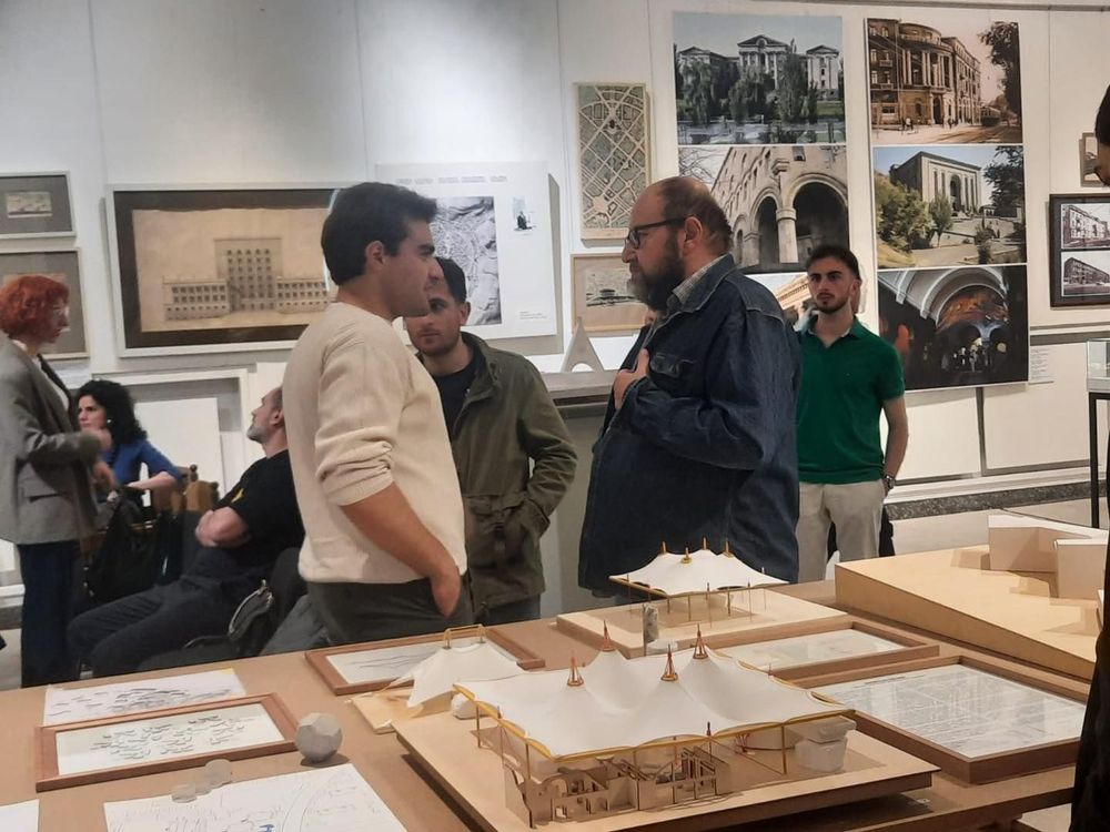 Պանելային քննարկում