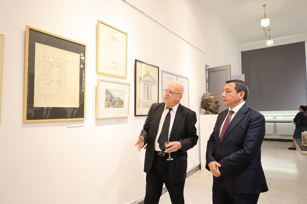 «Նմուշներ Հայաստանի ճարտարապետության գանձարանից»