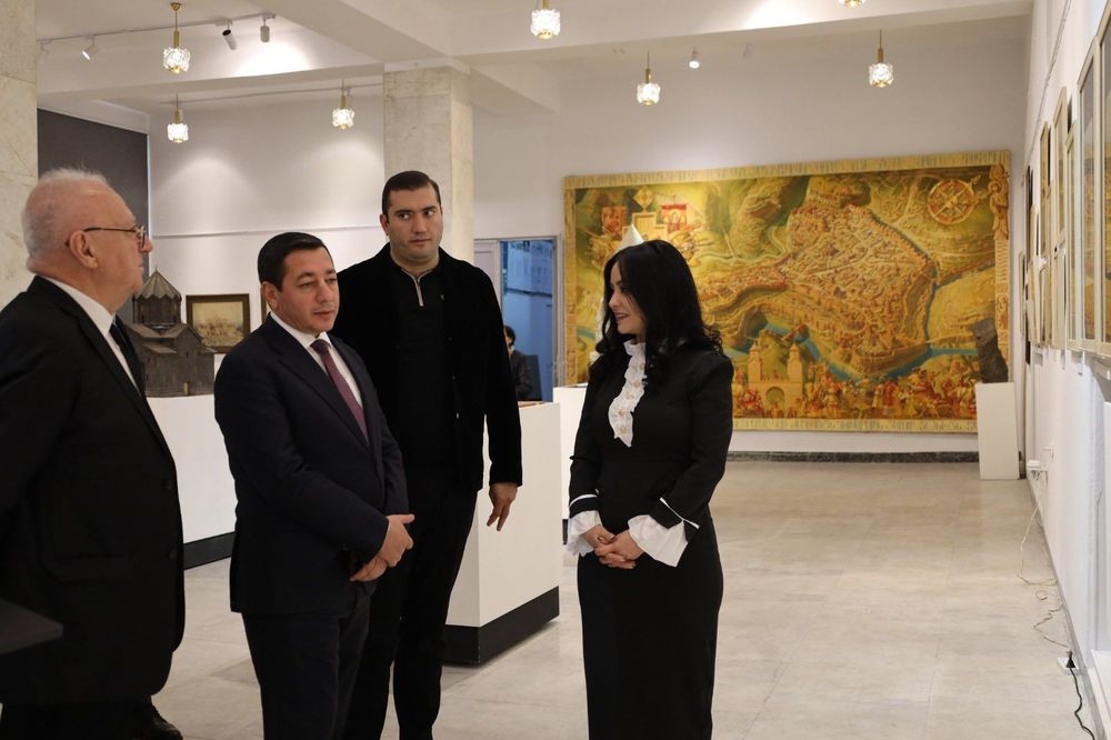 «Նմուշներ Հայաստանի ճարտարապետության գանձարանից»