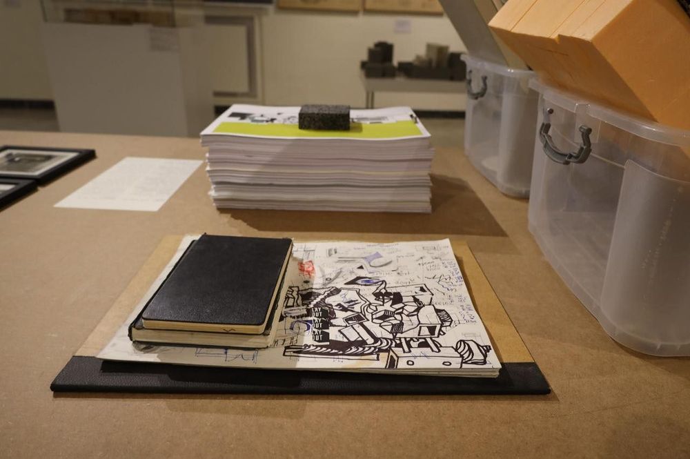 «Շենքեր, որոնք ստվեր չեն գցում», «Ստեղծելով ձևը»