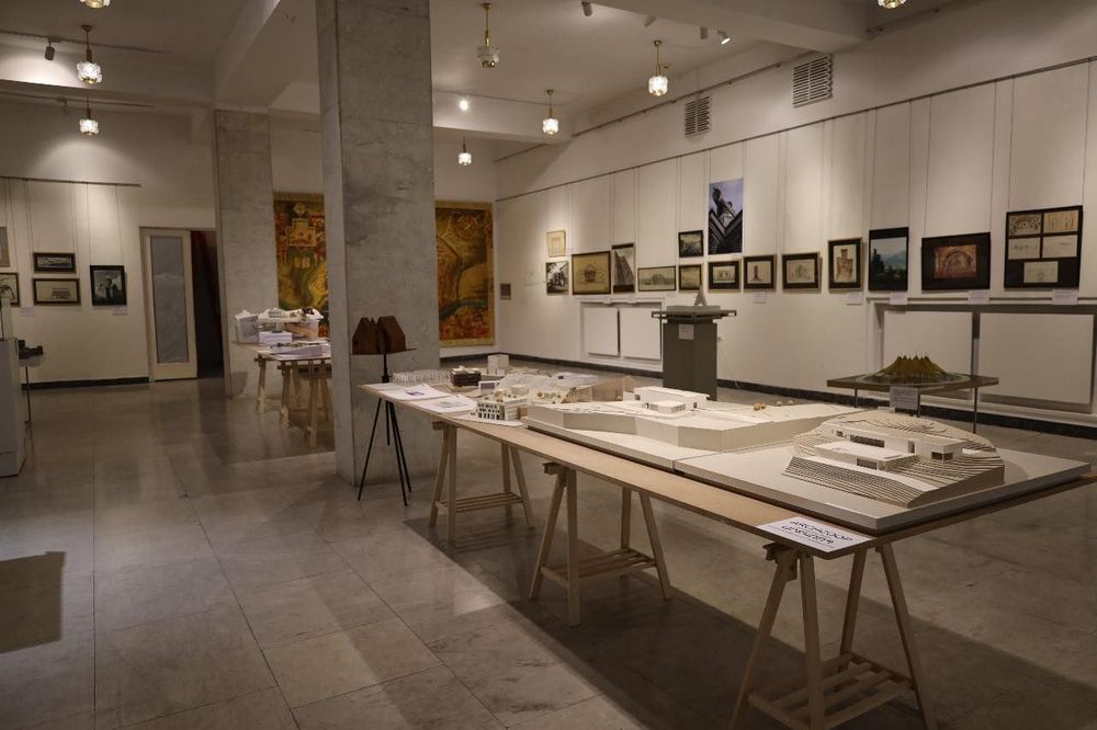 «Շենքեր, որոնք ստվեր չեն գցում», «Ստեղծելով ձևը»