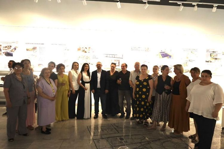 «Դեպի ժամանակակից ճարտարապետություն»